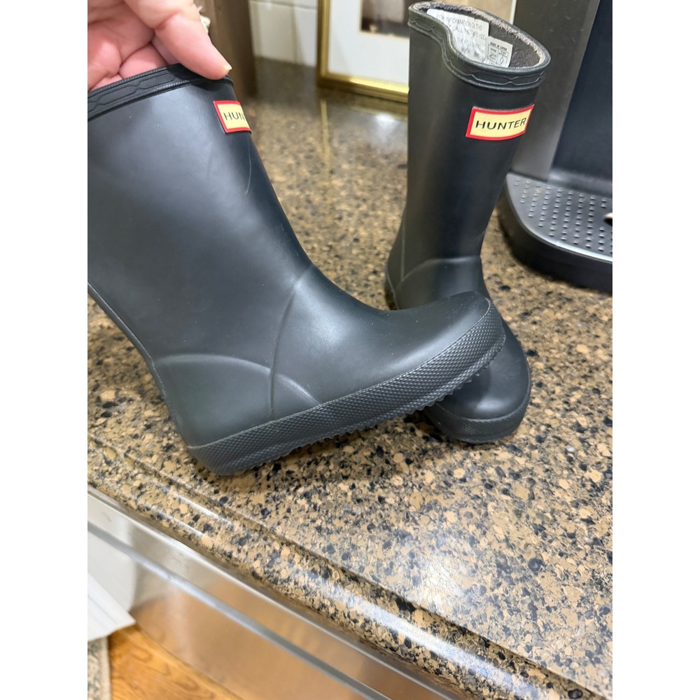 Hunter Kids First Classic Rain Boots Matte Black Waterproof Rubber Size 9B/10G - Picture 2 of 7